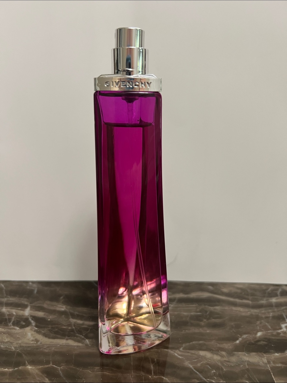 Givenchy Very irresistible Fuchsia-to-Clear Ombre Fragrance Bottle 2.5 Fl Oz